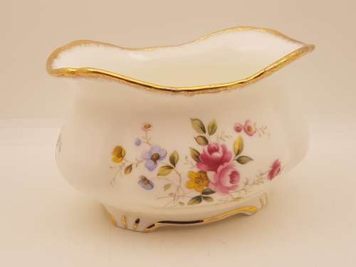 1970`s Royal Albert TENDERNESS Sugar Bowl  70mm high x 117mmx95mm
