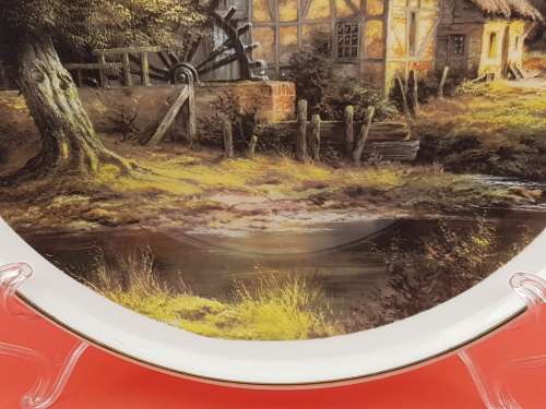 Beautiful Wall Plate 258mm-