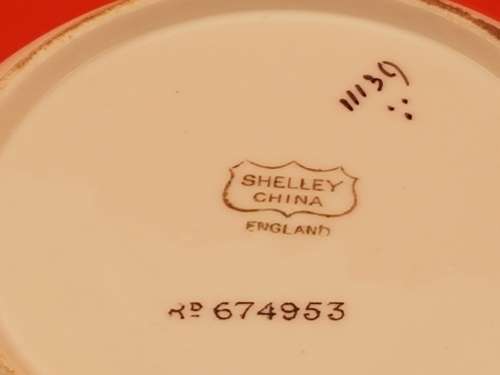 Vintage Shelley Art Deco China large Sugar Bowl Rd 674953 - England 65x132mm