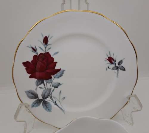 Vintage Royal Albert Bone China `Sweet Romance` Trio -see condition