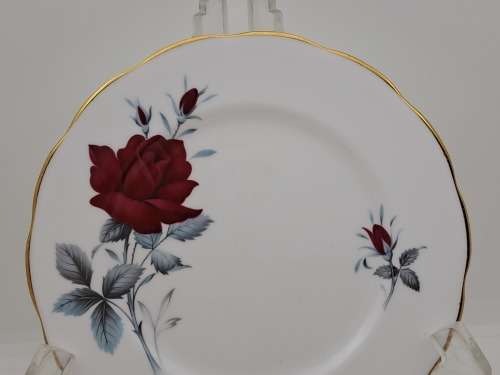 Vintage Royal Albert Bone China `Sweet Romance` Trio -see condition
