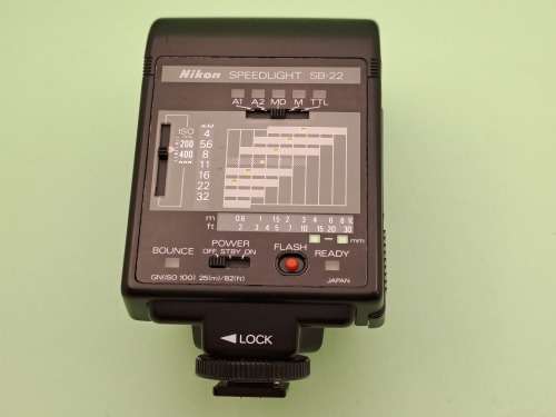 Nikon Speedlight SB-22 Flash for Nikon SLRs Even Digital DSLR Nikkor  in soft Case - Tested