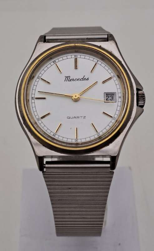 Pre-owned Vintage  Quartz  watch -working with New Battery- Mercedes