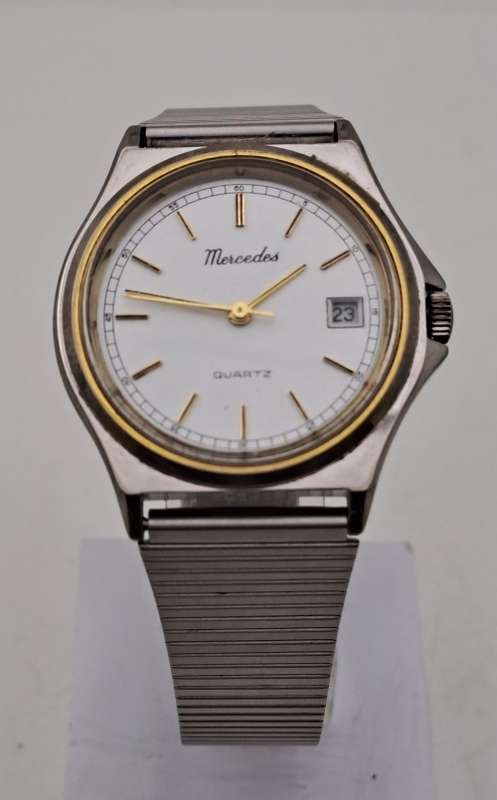Pre-owned Vintage  Quartz  watch -working with New Battery- Mercedes
