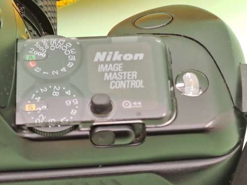 Vintage Nikon F-401 AF SLR Film Camera with Nikkor 35-70mm 1:3.3-4.5 Auto Focus Lens+Bag