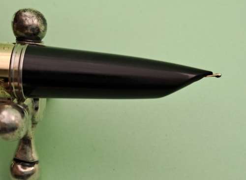 Vintage 1960's Parker 51 1/10 12kt Rolled Gold Fountain Pen with converter