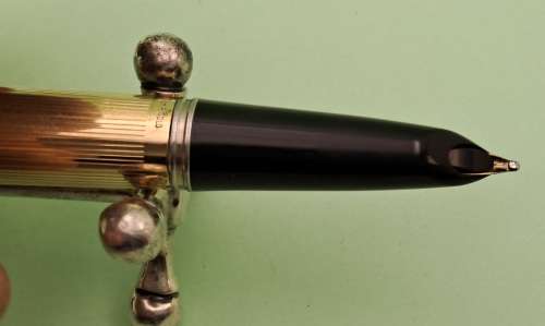 Vintage 1960's Parker 51 1/10 12kt Rolled Gold Fountain Pen with converter