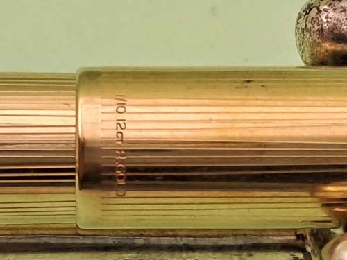 Vintage 1960's Parker 51 1/10 12kt Rolled Gold Fountain Pen with converter