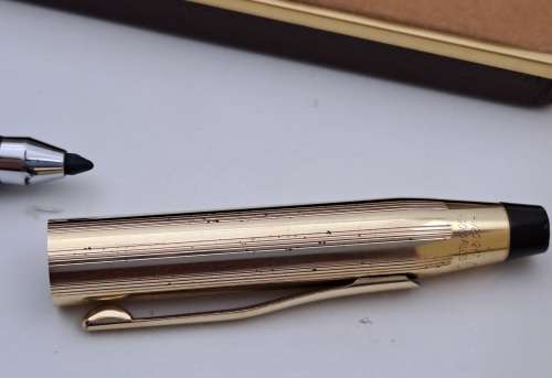 Vintage 10kt Rolled Gold CROSS pen in Case (Need new refill) soft tip