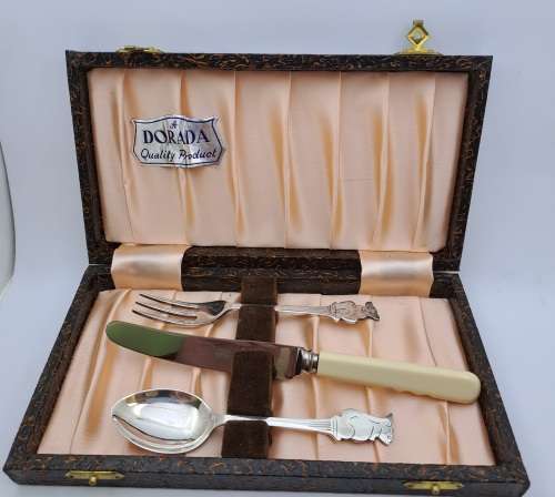 Vintage Knife,Fork and Spoon set Boxed -A Dorada Quality Product-Rockingham plate EPNS A1 Sheffield