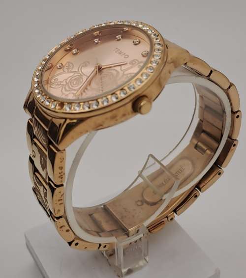 Pre-owned  Ladies Tempo Quartz Watch -Alloy Collection -working (one stone missing)