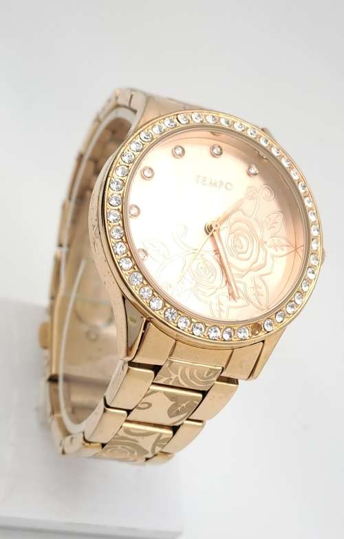 Pre-owned  Ladies Tempo Quartz Watch -Alloy Collection -working (one stone missing)