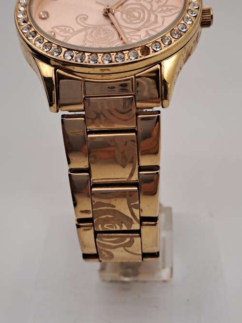 Pre-owned  Ladies Tempo Quartz Watch -Alloy Collection -working (one stone missing)