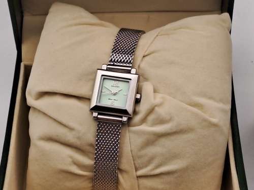 Pre-owned  Vintage Un-Used Orient ladies Watch -Working with new battery-still in packaging