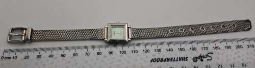 Pre-owned  Vintage Un-Used Orient ladies Watch -Working with new battery-still in packaging