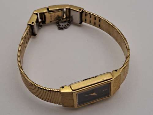 Pre-owned Vintage 1980's SEIKO Mechanical Ladies watch -Working   face=12x24mm,