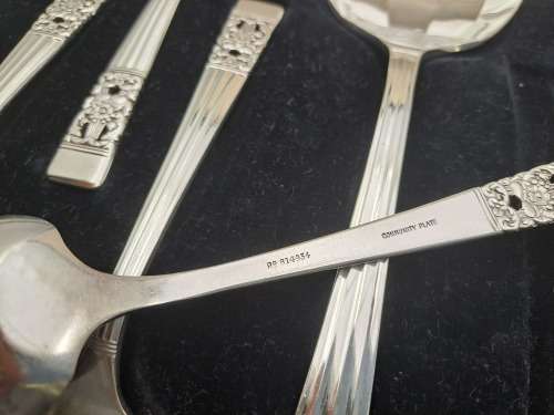 Vintage Community Silver Plate 7pc Spoon Set Rd 814934 (Large Spoons) In Box