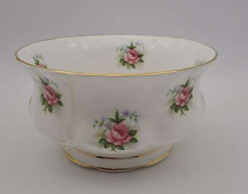 Vintage Royal Albert ''Forget Me Not'' Rose Sugar Bowl - (Hairline Crack )