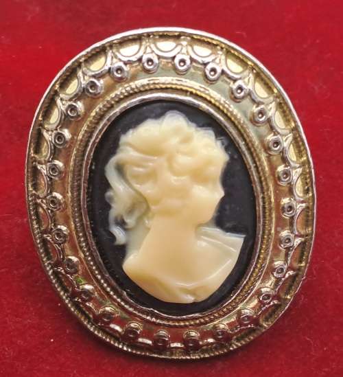 Vintage Cameo Ring 40x32mm inside diameter is 15mm