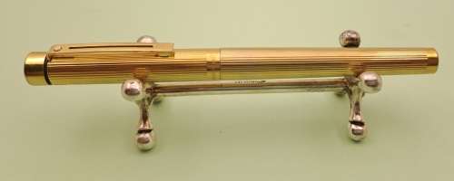 Vintage Gold plated Sheaffer Fountain pen with 14kt 585 Gold Nib(2 Convertors) Cap engraved