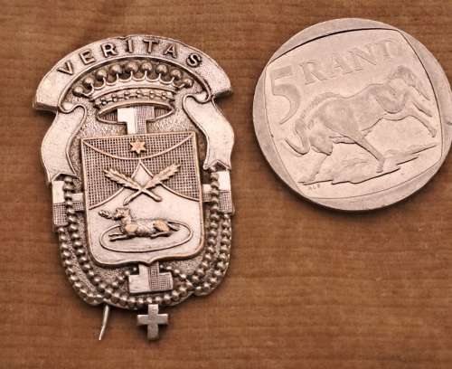 Vintage Viritas badge?