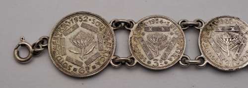 Vintage South Africa  SILVER Coin Bracelet (1952-1954 - 6 x Tickey`s and 3 x Six pence)20,84 Gram