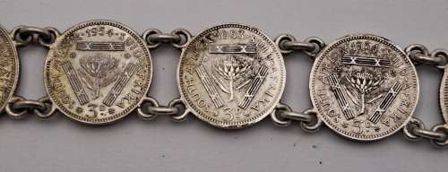 Vintage South Africa  SILVER Coin Bracelet (1952-1954 - 6 x Tickey`s and 3 x Six pence)20,84 Gram