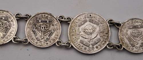 Vintage South Africa  SILVER Coin Bracelet (1952-1954 - 6 x Tickey`s and 3 x Six pence)20,84 Gram