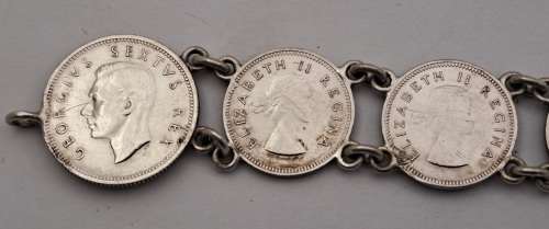 Vintage South Africa  SILVER Coin Bracelet (1952-1954 - 6 x Tickey`s and 3 x Six pence)20,84 Gram