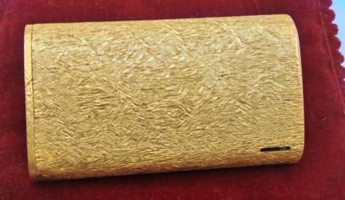 Pre-owned Gold tone Ronson Lighter made in France -(Not tested -need gas )