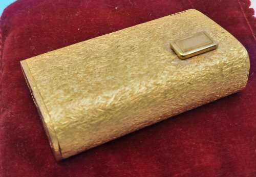 Pre-owned Gold tone Ronson Lighter made in France -(Not tested -need gas )