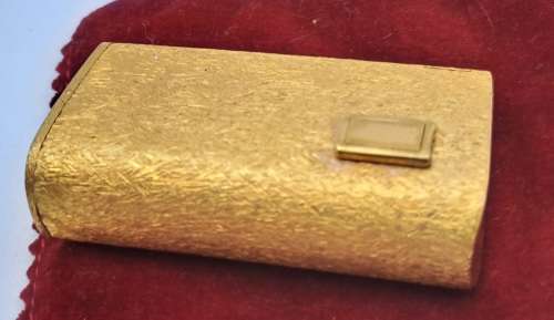 Pre-owned Gold tone Ronson Lighter made in France -(Not tested -need gas )