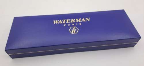 Pre-owned  Maroon Waterman Fountain Pen with solid 18kt Gold Nib in Case -Paris
