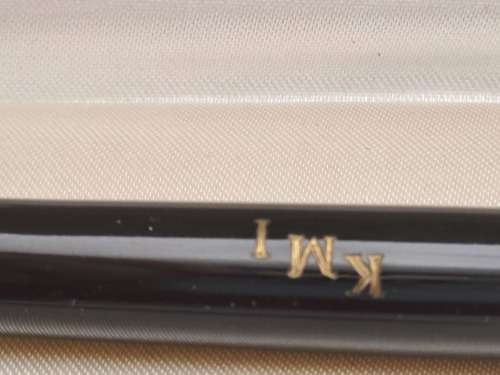 Pre-owned  ST.Lavin Ball pen  -Paris-Personalised THE CAP DOES NOT FIT TIGHT In Case