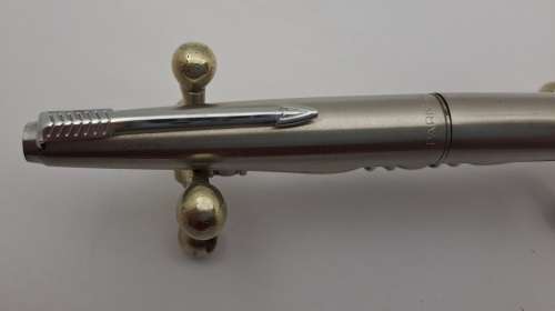 Pre-owned Parker Fountain Pen made in England (Ink Tested)