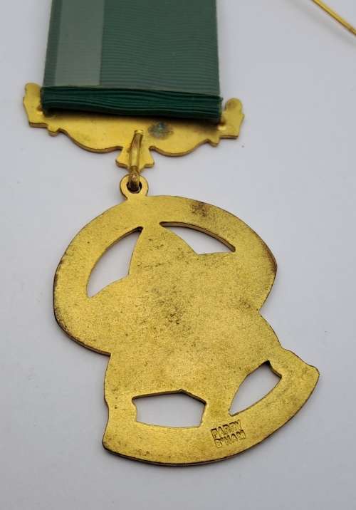 Vintage Saudi Arabia Overseas Buffaloes Association Masonic Jewel (Free Mason)