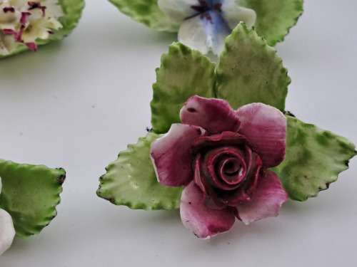 8 Vintage ROYAL ADDERLEY FLORAL bone china porcelain Name card Holders(1 was repaired)in Cigar box