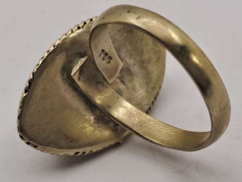 Pre-owned Vintage  sterling Silver (.925)Ring with blue stone