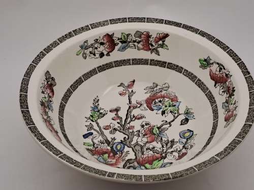 Vintage Johnson Bros "Indian Tree" Salad Bowl Hand Engraved Ironstone England (Condition is good)