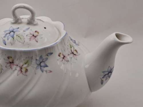 Vintage Queens ''CLAIRE'' Tea Pot Fine Bone China -Made in England
