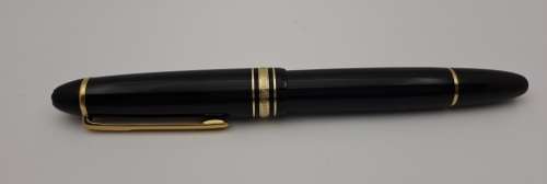 Vintage Mont Blanc Fountain Pen with 4810 -14kt Gold nib serial LC100702