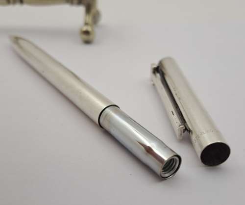 Vintage Tiffany & Co. Sterling .925 Silver Pen(Silver Tested) (has a Cross refill)