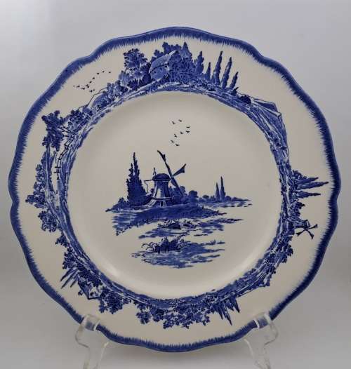 1930's Royal Doulton Norfolk D6394 Blue & White Plate 265mm (HAIRLINE CRACK)