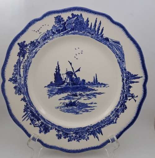 1930's Royal Doulton Norfolk D6394 Blue & White Plate 265mm (HAIRLINE CRACK)