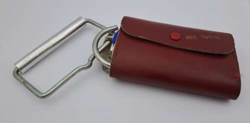 Vintage D.B.G.M Hand Held Luggage Scale in Leather Pouch - Kilo and LBS Excellent condition