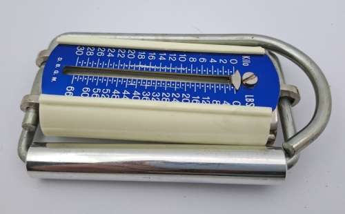 Vintage D.B.G.M Hand Held Luggage Scale in Leather Pouch - Kilo and LBS Excellent condition