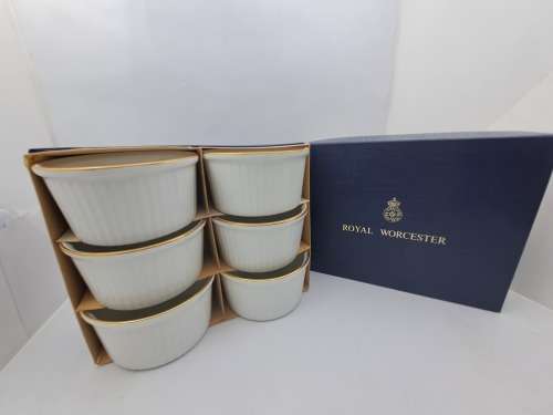 Vintage 12 Royal Worcester Fine Porcelain Ramekins unused still in Boxes 45x80mm- England