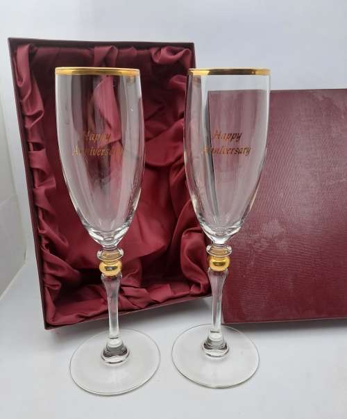 a Pair of Beautiful Large `Happy Anniversary` Champagne glasses (Boxed) 220mm