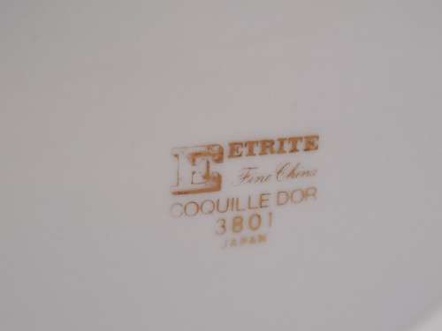 Eetrite CoQuille Dor Fine China 3801 Tea Creamer and sugar pot-Made In Japan(White with Gold Trim)