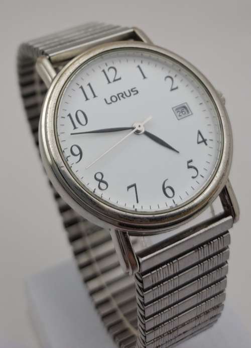 Vintage Lorus quartz Japan Movement VX32-x333-working